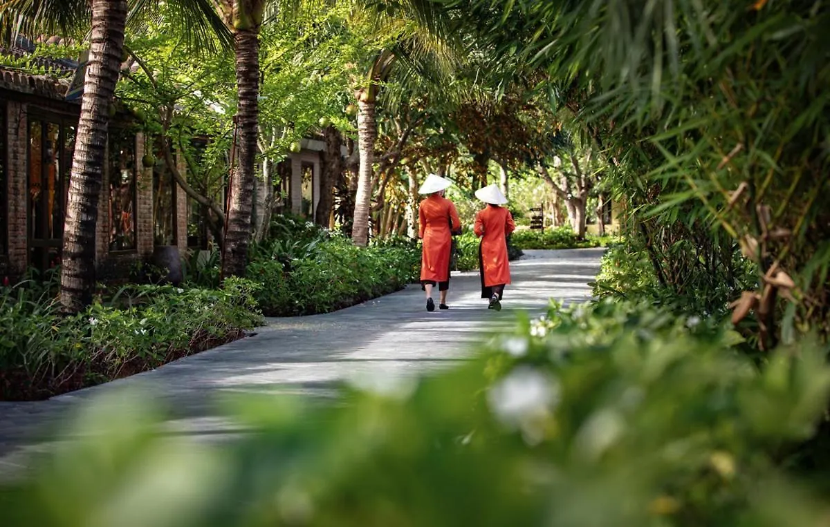 Mulberry Collection Silk Village Trendy Wing Hoi An